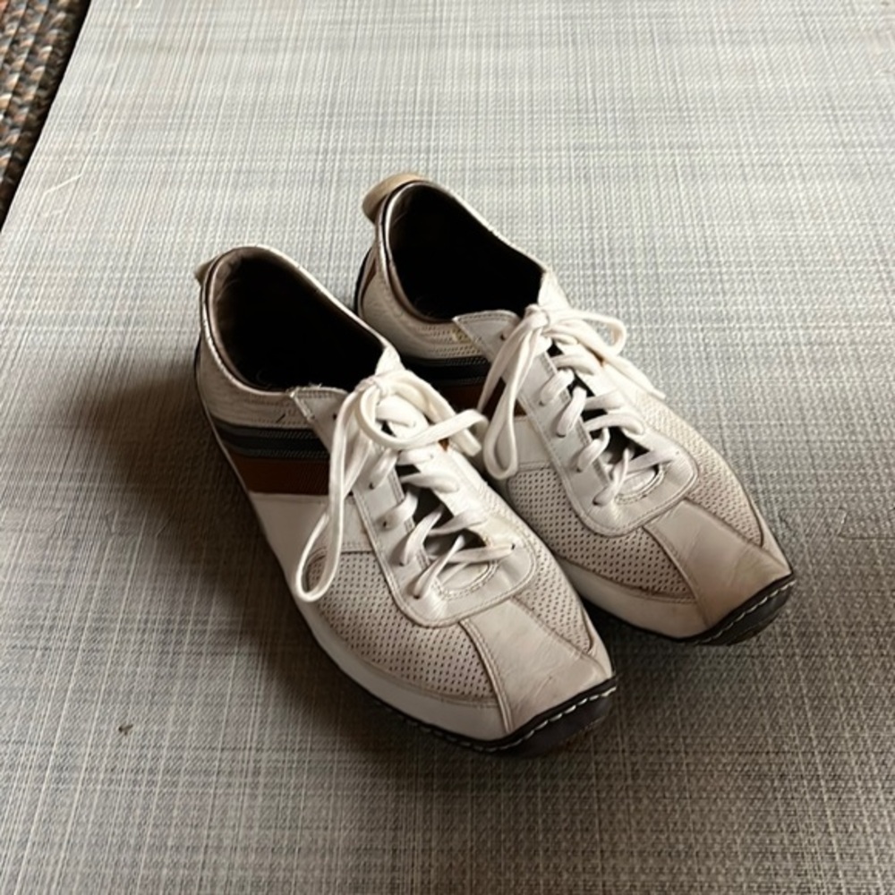 Cole Haan tennis shoe
